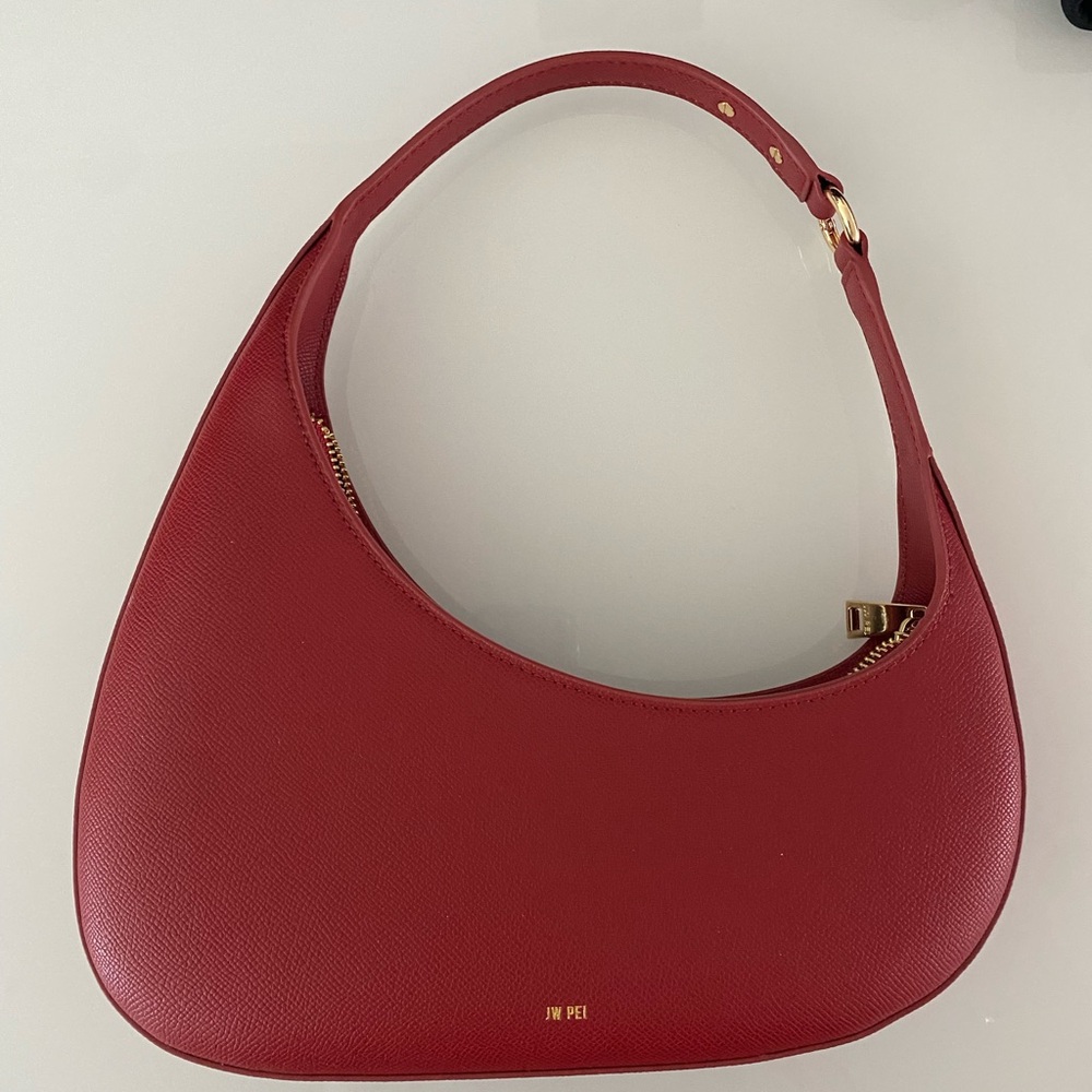 Elegant Red Shoulder Bag